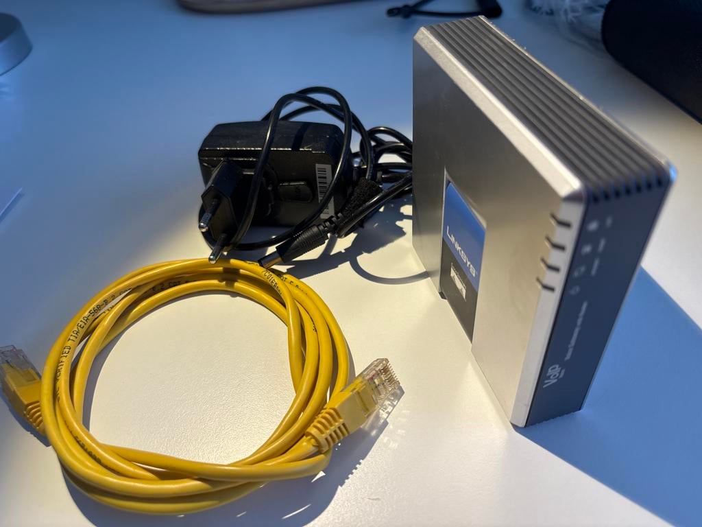 Linksys SPA 3102 voip gateway with router, Telecommunicatie, Ophalen of Verzenden, Gebruikt, Toebehoren