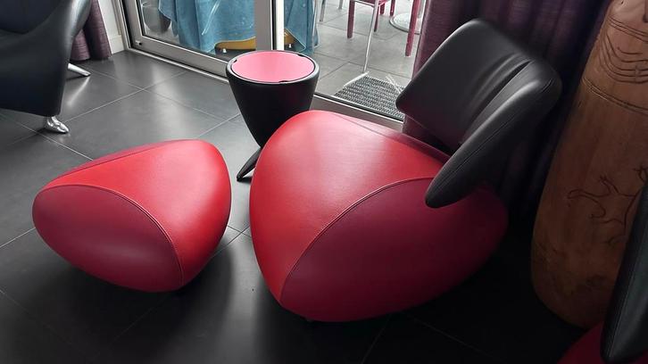 Leolux pallone met hocker, Huis en Inrichting, Fauteuils, Zo goed als nieuw, Leer, 75 tot 100 cm, Ophalen