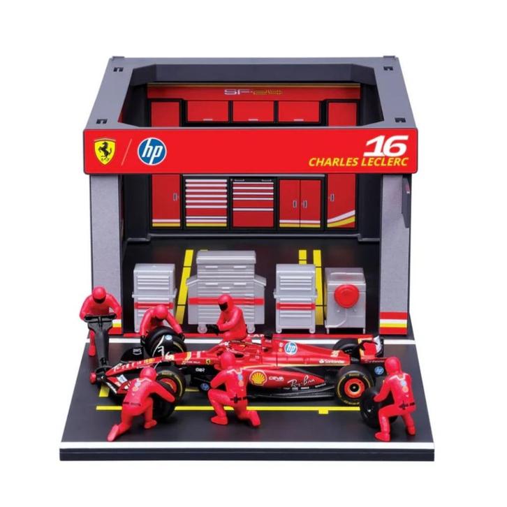 Bburago 1:43 Ferrari SF-24 Charles Leclerc 13-delige Diorama, Hobby en Vrije tijd, Modelauto's | 1:43, Nieuw, Auto, Overige merken