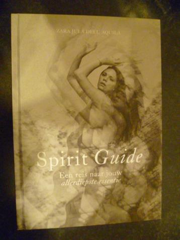 Zara Jula Dell Aquila - Spirit guide HC beschikbaar voor biedingen