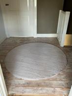 Heerlijk zacht, hoogpolig rondvloerkleed - 140 cm, Ophalen, Rond, Zo goed als nieuw, Grijs