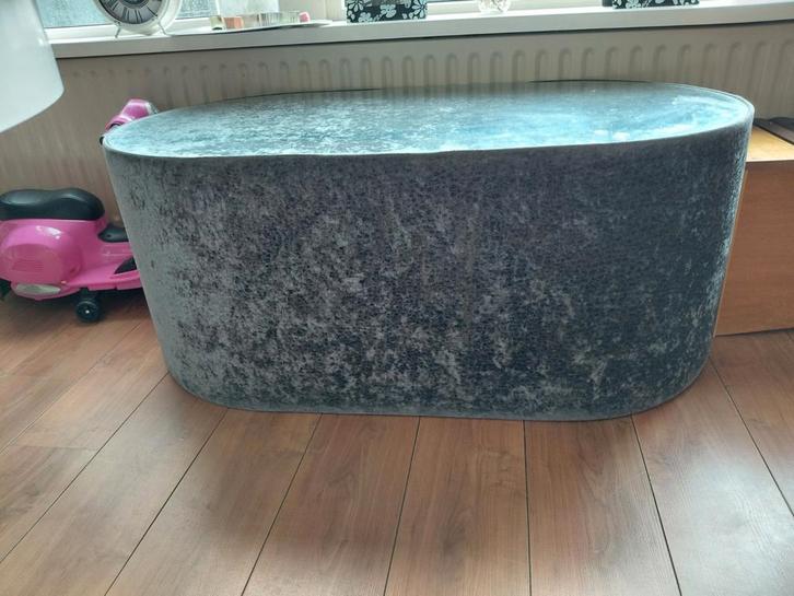 Mooie ovale salontafel uniek, Huis en Inrichting, Tafels | Salontafels, Gebruikt, Minder dan 50 cm, 50 tot 100 cm, 100 tot 150 cm