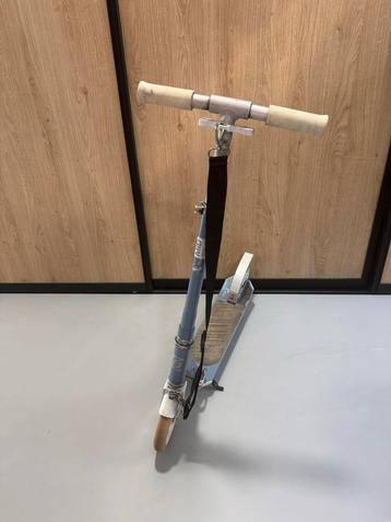 Oxelo step beschikbaar voor biedingen