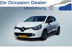 Renault Clio 0.9 TCe ECO Night&Day Rijklaar incl. garantie, Voorwielaandrijving, Gebruikt, Huisgarantie, 540 kg