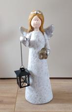 beeld fine bisque engel, keramiek, volgnr 4, Verzamelen, Beelden en Beeldjes, Ophalen of Verzenden, Zo goed als nieuw, Mens