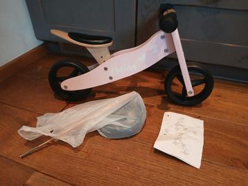 2 Cycle loopfiets / driewieler roze beschikbaar voor biedingen