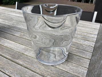 DESIGN PLEXIGLAS “WIJN/CHAMPAGNE KOELER beschikbaar voor biedingen