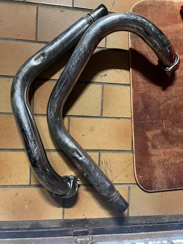 Suzuki intruder vs 800 uitlaat bochten beschikbaar voor biedingen