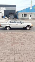 Mercedes-Benz 200-Serie 2.3 230 E AUT 1980 Grijs, Auto's, Automaat, 136 pk, 1370 kg, 4 cilinders