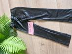 Letherlook legging maar 122/128, Ophalen of Verzenden, Zo goed als nieuw, Meisje, Broek