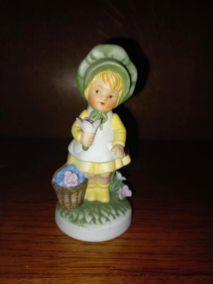 Beeldje Meisje met Bloemen, Verzamelen, Beelden en Beeldjes, Zo goed als nieuw, Mens, Ophalen