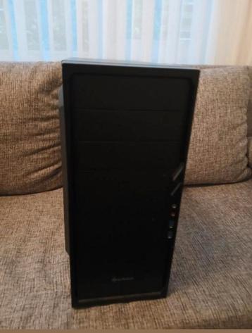 Pc behuizing  beschikbaar voor biedingen