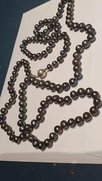 Uit erfenis gekregen een parelketting, Sieraden, Tassen en Uiterlijk, Kettingen, Overige materialen, Zo goed als nieuw, Met edelsteen