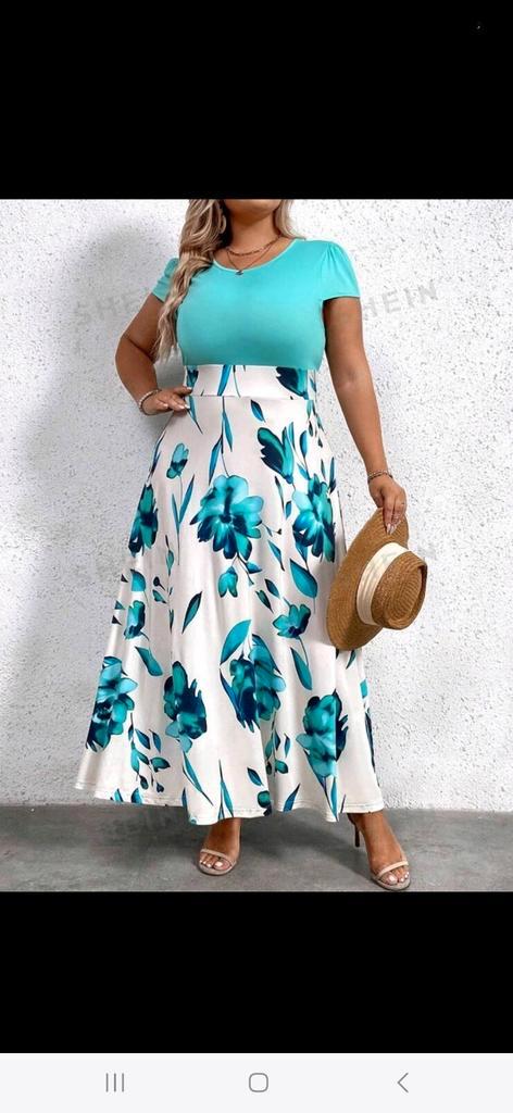 Nieuwe prachtige jurk, Kleding | Dames, Jurken, Nieuw, Maat 46/48 (XL) of groter, Blauw, Onder de knie, Ophalen of Verzenden