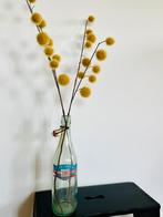 Vintage limonade fles - vaas  met gele pluimen, Ophalen of Verzenden