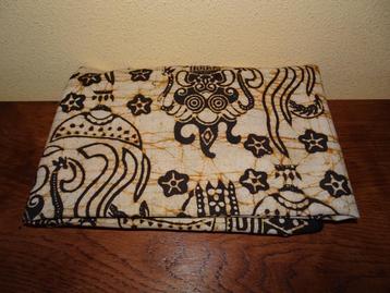 Batik lap stof van 100% kwaliteits katoen (205 x 101 cm) beschikbaar voor biedingen