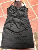 NA-KD jurk Maat 38 met kanten rug, Kleding | Dames, Badmode en Zwemkleding, Nieuw, Ophalen of Verzenden