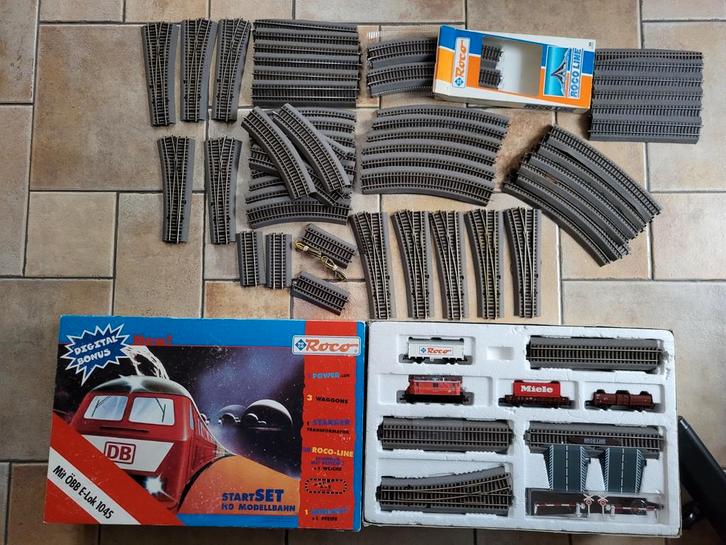 Roco startset 41151 digitaal voorbereid met veel extra rails, Hobby en Vrije tijd, Modeltreinen | H0, Zo goed als nieuw, Treinset