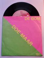 single Doe Maar DE BOM Geweldige super plaat uit 1982, Cd's en Dvd's, Vinyl Singles, Nederlandstalig, Ophalen of Verzenden, 7 inch
