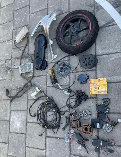 Partij piaggio onderdelen 2t/4t runner/zip, Fietsen en Brommers, Brommeronderdelen | Algemeen, Zo goed als nieuw, Overige typen