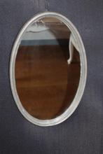 Spiegel met bronzen zilver vernikkelde lijst hoogte 39 cm br, Antiek en Kunst, Antiek | Spiegels, Ophalen, Ovaal