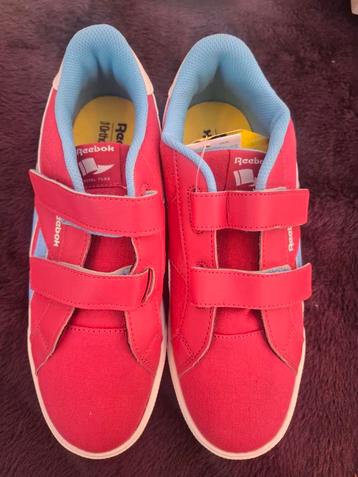 Roze reebok schoen maat 38,5 nieuw met kaartje beschikbaar voor biedingen
