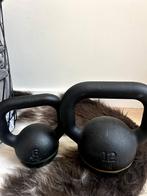 Two Decathlon kettlebells available, Ophalen, Zo goed als nieuw, Benen, Kettlebell