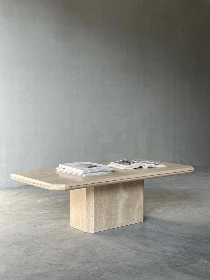 Vintage Italiaanse travertijn salontafel, 1980, Huis en Inrichting, Tafels | Salontafels, Minder dan 50 cm, 50 tot 100 cm, Rond