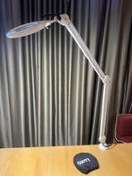 Nieuwe Luxo loupelamp met tafelbevestiging, Hobby en Vrije tijd, Vergrootglazen, Loepen en Loeplampen, Ophalen of Verzenden, Nieuw