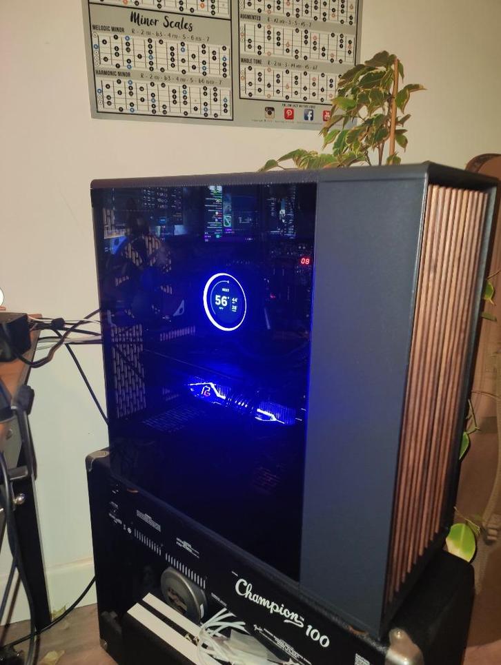 Gaming Desktop, AMD 7900XTX, AMD 9800x3d, 64gb RAM, Computers en Software, Desktop Pc's, Zo goed als nieuw, 4 Ghz of meer, SSD