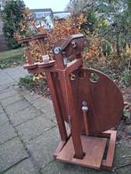 spinnewiel Louët S60, Hobby en Vrije tijd, Spinnewielen en Spinnen, Ophalen, Zo goed als nieuw, Spinnewiel