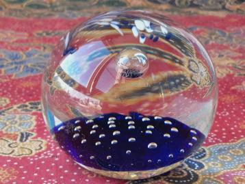 Mooie handgemaakte vintage Engelse presse-papier 7,2 cm. beschikbaar voor biedingen