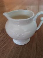 Porseleinen melkkannetje uit Frankrijk/Gien, Antiek en Kunst, Ophalen of Verzenden