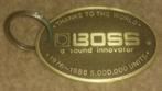 GEZOCHT: BOSS - Sleutelhanger /Keychain / Embleem, Logo's..., Ophalen of Verzenden