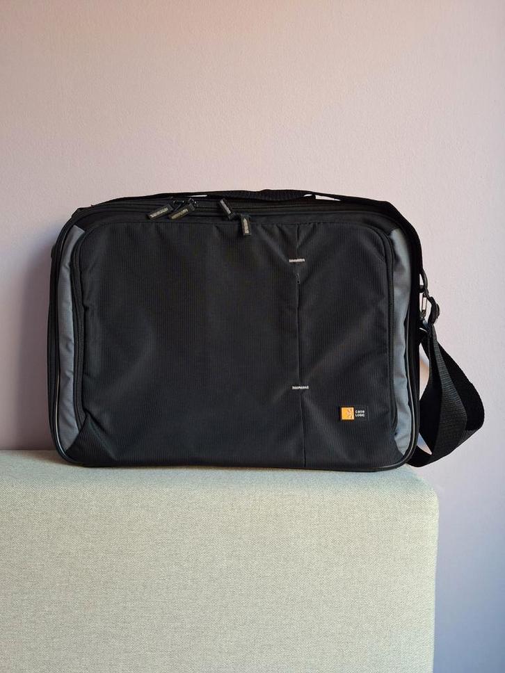 Laptoptas Case Logic 14 tot 17 inch, Computers en Software, Laptoptassen, Zo goed als nieuw, Schoudertas, 16 inch, Ophalen of Verzenden