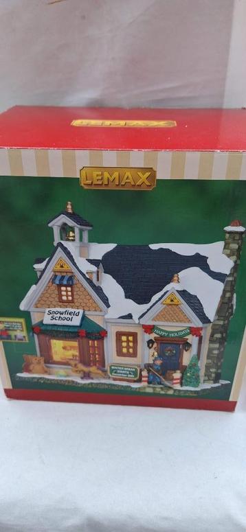 Lemax kersthuisje Snowfield School porcelein kerstdorp huis beschikbaar voor biedingen