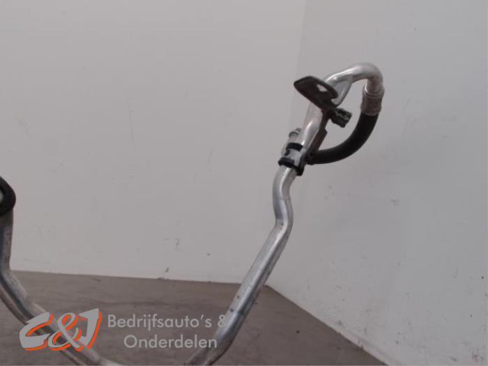 Airco Leiding van een Renault Trafic, Auto-onderdelen, Airco en Verwarming, Renault, Gebruikt, 3 maanden garantie, Ophalen of Verzenden