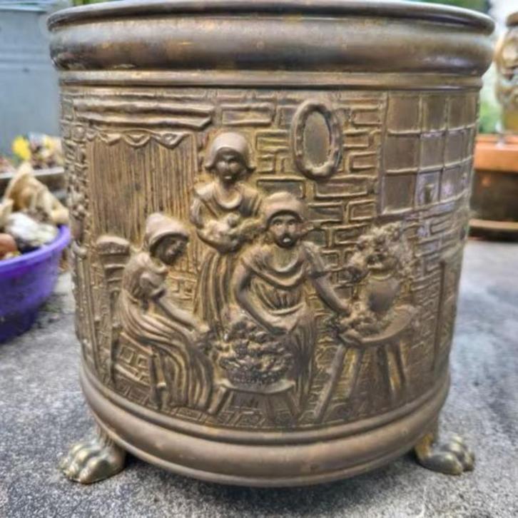 Bloempotten en sleutelhanger., Tuin en Terras, Bloempotten, Aardewerk, Minder dan 40 cm, Minder dan 25 cm, Rond, Ophalen of Verzenden