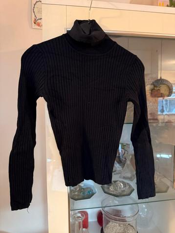 Zwarte coltrui - Maat S beschikbaar voor biedingen