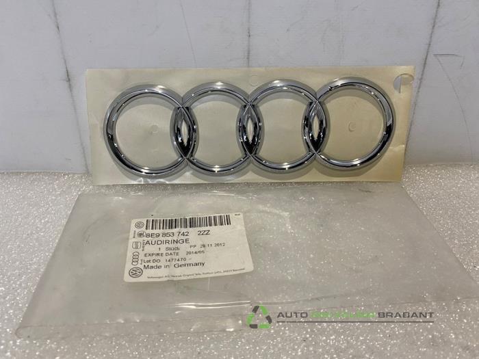 Embleem van een Audi A4, -, -, Nieuw, -