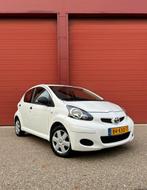 Toyota Aygo 1.0 5DRS 2010 | Origineel NL | NAP, Voorwielaandrijving, Stof, Zwart, 4 stoelen