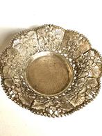 Antiek zilveren Djokja schaaltje/bonbonnière, Antiek en Kunst, Antiek | Goud en Zilver, Ophalen of Verzenden, Zilver