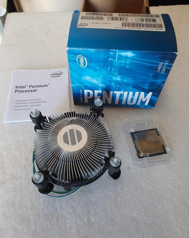 Intel Pentium G4600 processor nieuwe nooit gebruikt., Computers en Software, Processors, Nieuw, 3 tot 4 Ghz, Ophalen
