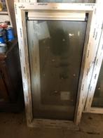 Aluplast kozijn wit met ventilatie rooster 66,5 x 140 cm, Doe-het-zelf en Verbouw, Kozijnen en Schuifpuien, Ophalen, Kunststof