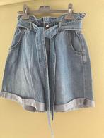 Stoere H&M spijker korte broekmaat 38, Maat 38/40 (M), Kort, Blauw, Ophalen of Verzenden