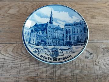 Wandbord  beschikbaar voor biedingen