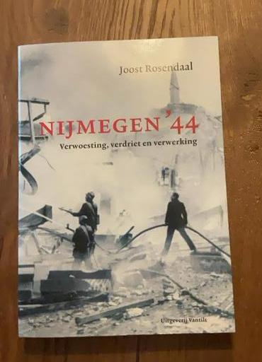 J. Rosendaal - Nijmegen '44, Boeken, Oorlog en Militair, Nieuw, Algemeen, Tweede Wereldoorlog, Ophalen of Verzenden