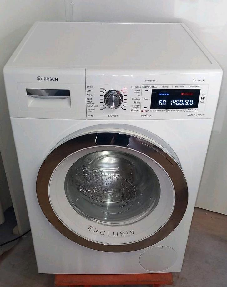 Wasmachine Bosch Exclusiv serie 8, Witgoed en Apparatuur, Wasmachines, Zo goed als nieuw, 85 tot 90 cm, 1200 tot 1600 toeren, Ophalen
