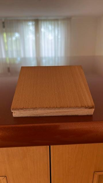 Te koop eikenhouten vloer beschikbaar voor biedingen