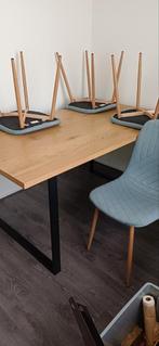 Onbeschadigde eettafel met 4 nette stoelen., Huis en Inrichting, Tafels | Eettafels, Ophalen of Verzenden, Rechthoekig, 150 tot 200 cm